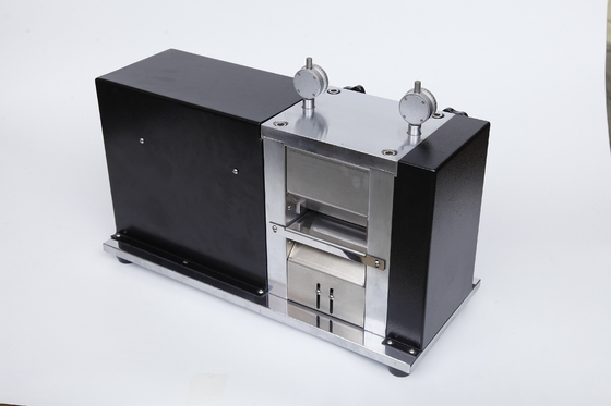 Prensa de planchar de escritorio del equipo de laboratorio de la batería con el control de la temperatura para el litio Ion Battery Lab