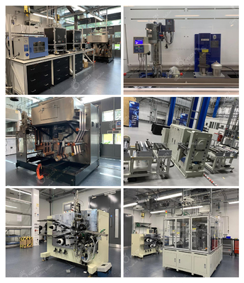 Batería del laboratorio que hace la cadena de producción de la batería de litio del equipo