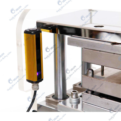 Caso de la célula de la bolsa de la batería de litio que hace la máquina Al Laminated Film Case Press que forma la máquina