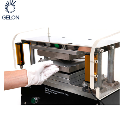 máquina filmógena laminada de aluminio del equipo de la asamblea de célula de la bolsa de 6m m