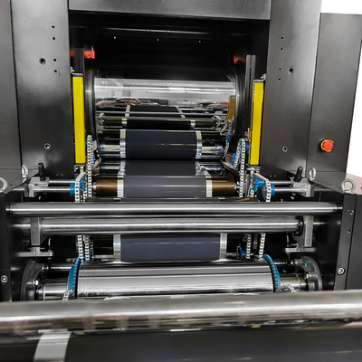 Máquina que hace calendarios hidráulica continua de la prensa de planchar del rodillo de la batería